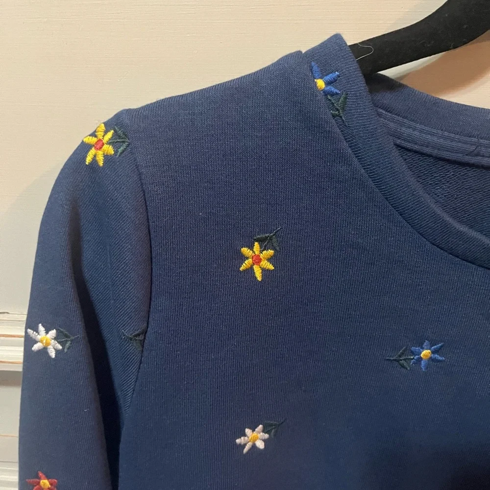 Blue Long Sleeve Tee with Star-Like Embroidery- Evsie by Maurice’s. Size 13/14